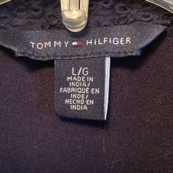 🆓🔥3-$10🔥 Tommy Hillfiger sleeveless with lace collar - Picture 3 of 9